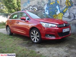 Citroen C4 2016 1.2 110 KM