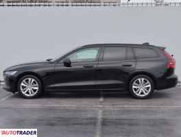 Volvo V60 2019 2.0 187 KM