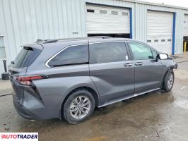 Toyota Sienna 2025 2
