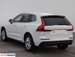 Volvo XC60 2020 2.0 187 KM