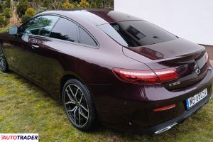 Mercedes E-klasa 2021 2.0 258 KM