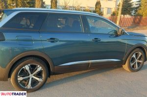 Peugeot 5008 2018 1.5 130 KM