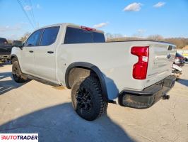 Chevrolet Silverado 2025 3