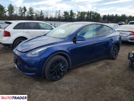 Tesla Model Y 2024
