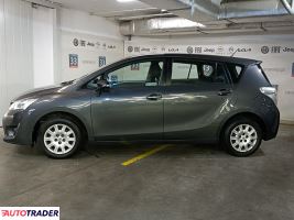 Toyota Verso 2015 1.6 132 KM