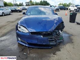 Tesla Model S 2020 Tesla Model S 2020