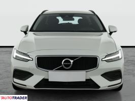 Volvo V60 2019 2.0 147 KM