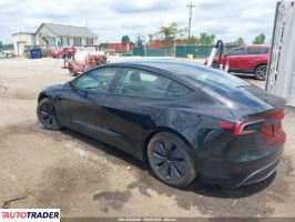 Tesla Model 3 2025