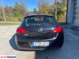 Opel Astra 2010 1.6 115 KM