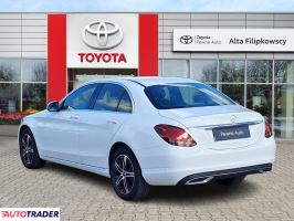 Mercedes Pozostałe 2019 1.6 129 KM