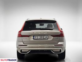 Volvo XC60 2023 2.0 250 KM