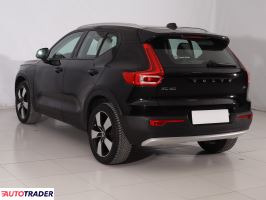 Volvo XC40 2019 1.5 160 KM