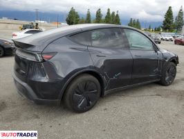 Tesla Model Y 2026