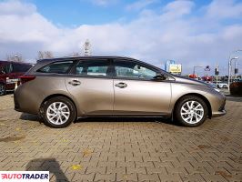 Toyota Auris 2017 1.6 132 KM Toyota Auris 2017 1.6 132 KM