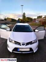 Toyota Auris 2015 1.8 99 KM