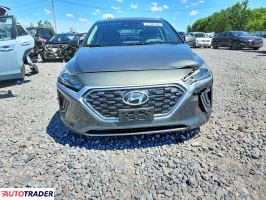 Hyundai IONIQ Hybrid 2020 1