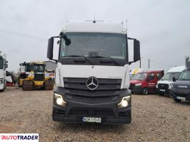 Mercedes Actros