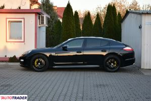 Porsche Panamera 2011 4.8 400 KM