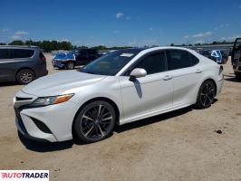 Toyota Camry 2020 3