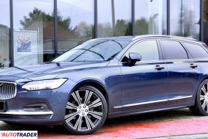 Volvo V90 2021 2.0 235 KM