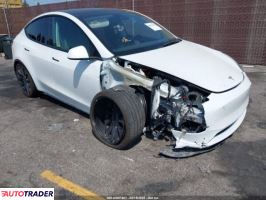 Tesla Model Y 2022 Tesla Model Y 2022