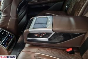 BMW 740 2021 3 340 KM BMW 740 2021 3 340 KM