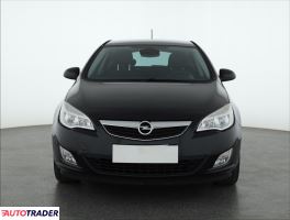 Opel Astra 2011 1.4 138 KM