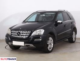 Mercedes M-klasa 2010 3.0 221 KM
