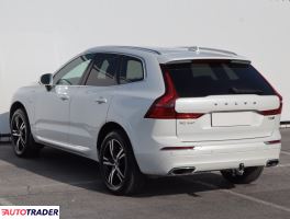 Volvo XC60 2019 2.0 386 KM