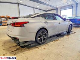 Nissan Altima 2025 2