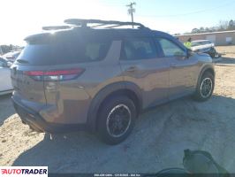 Nissan Pathfinder 2023 3