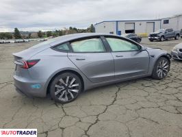 Tesla Model 3 2025