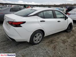 Nissan Versa 2020 1