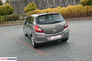 Opel Corsa 2010 1.4 101 KM