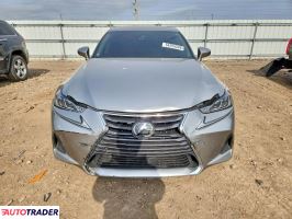 Lexus IS 2020 3
