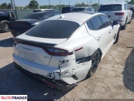 Kia Stinger 2020 3