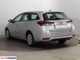 Toyota Auris 2015 1.4 88 KM