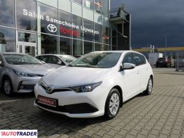 Toyota Auris 2017 1.4 90 KM Toyota Auris 2017 1.4 90 KM