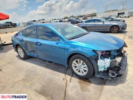 Toyota Camry 2025 2