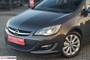 Opel Astra 2013 1.4 120 KM