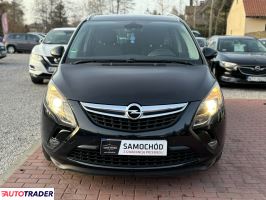 Opel Zafira 2015 1.4 140 KM