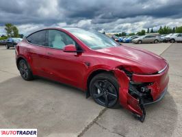 Tesla Model Y 2026