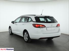 Opel Astra 2021 1.5 103 KM