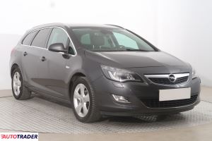 Opel Astra 2011 1.4 138 KM