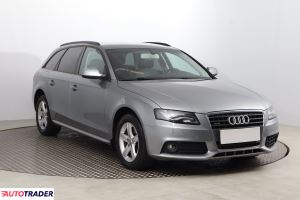 Audi A4 2010 2.0 140 KM