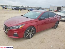 Nissan Altima - zobacz ofertę