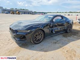 Ford Mustang 2025 5