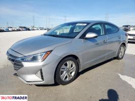 Hyundai Elantra - zobacz ofertę