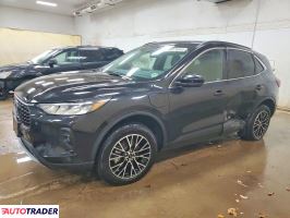 Ford Escape - zobacz ofertę
