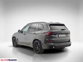 BMW X5 2024 3.0 286 KM